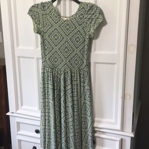 Lularoe girls dot dot smile size 12/14